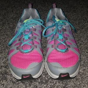 Nike Trail Shoes Size 9 - brand new never worn